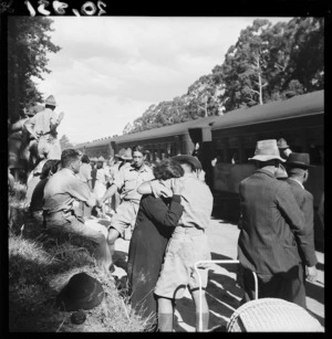 Crowd at Rotorua Railway Station prior to departure of troops for active service