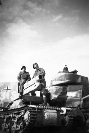 German self propelled gun and British Grant tank in Egypt during World War II