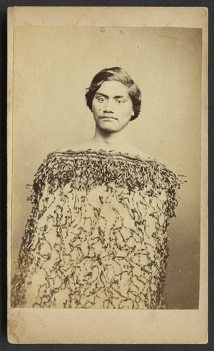 Richards, Edward Smallwood, 1834-1917 :Portrait of unidentified Maori man