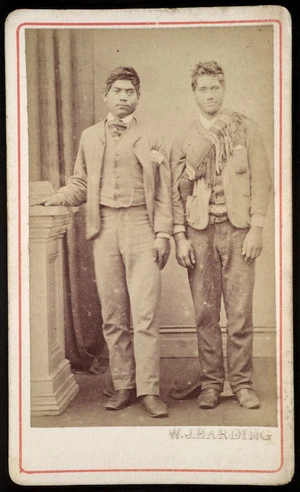 Harding, William James 1826-1899 :Unidentified Maori men, Wanganui district