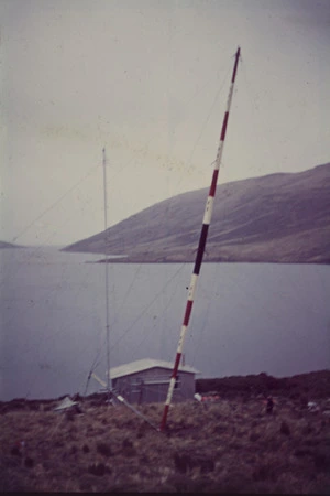 A 72ft aerial being erected on Campbell Island.