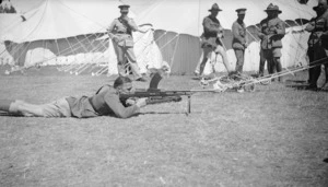 Soldier with Bren gun at Waiouru Army Training Camp