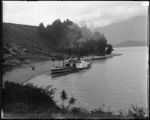 Paddle steamer Mountaineer, Elfin Bay, Lake Wakatipu
