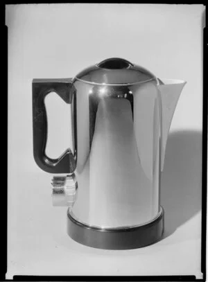 Electric jug, James Smith Ltd.