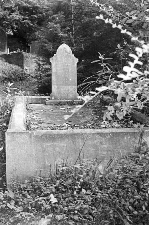 The Robinson and Twist family grave, plot 2901, Bolton Street Cemetery