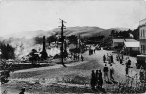 Street scene in Porirua after a fire in 1922