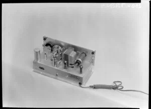 Fleetwood valve radio
