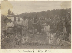 Maori group at Te Umuroa, Ruatahuna Valley