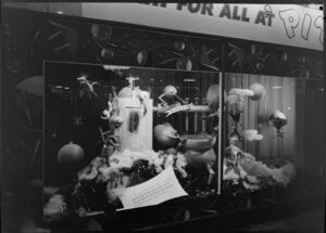 Noddy & Big Ears window display, James Smith Ltd., Wellington