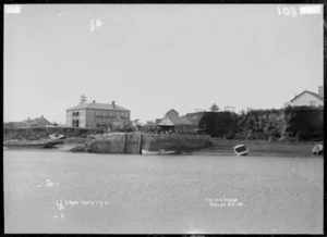 Raglan, 1910 - Photograph taken by Gilmour Brothers