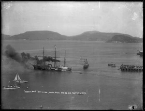 Departure of the Terra Nova from Port Chalmers, 29 November 1910.