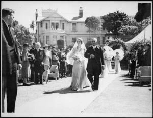 Wedding of Jean Sutherland and Dr Reay Mackay at Homewood, Karori