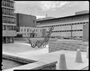 Unidentified modern sculpture, Vogel Building Wellington