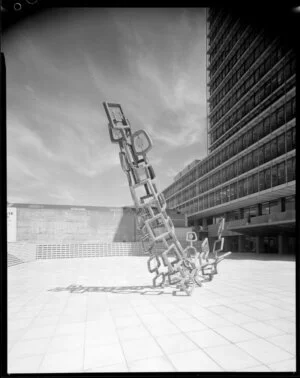 Unidentified modern sculpture, Vogel Building Wellington