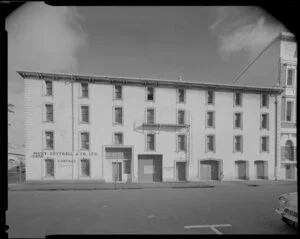 Munt, Cottrell and Co., cartage contractors, Waring-Taylor Street, Wellington