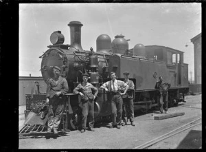 Ww Class steam locomotive NZR 565, 4-6-4T type.