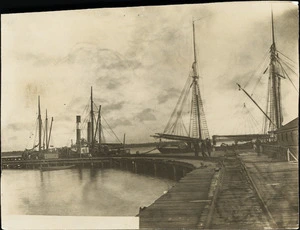 Wharf, Invercargill - Photographer unidentified