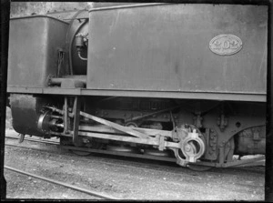 H class steam locomotive, NZR 202, 0-4-2T type, for use on the Fell system on the Rimutaka Incline. Closeup view of the Stephenson link motion on the "outside engine".