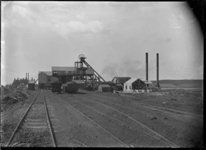 Coal mine owned by the Taupiri Coal Company, at Huntly, 1910.