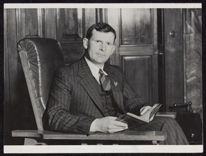 New Zealand Free Lance: Portrait of Clyde Romer Hughes Taylor, Chief Librarian of the Alexander Turnbull Library