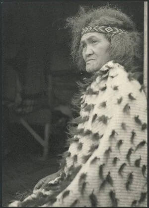 Maori woman