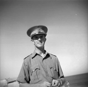 Brig Harold Eric Barrowclough commanding the 6th NZ Bridgade in the Western Desert