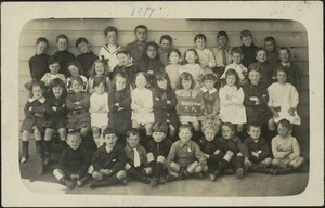 Pupils in primers 1& 2 from Wadestown School, Wellington