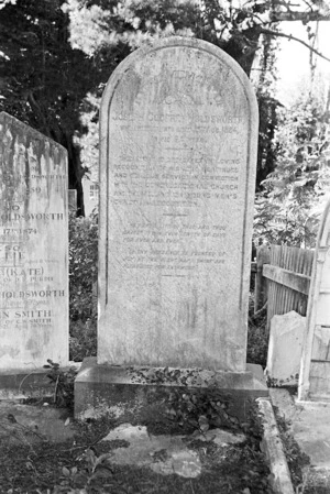 The grave of the Holdsworth, Toomath and Smith family, plot 3.O, Sydney Street Cemetery.