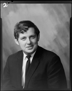 Atlantic Oil, Mr Tapper publicity portrait