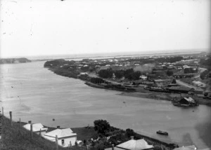 Overlooking Whanganui River and township