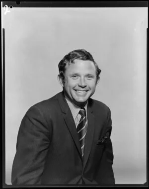 G. Hugh Sumpter & Associates, Dick Dundas Portrait