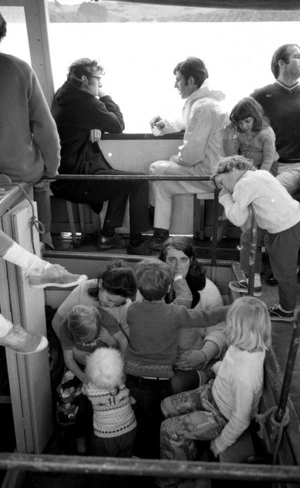 Kawau Ferry, landing