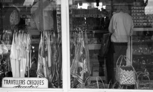 Rotorua souvenir shop window