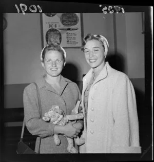 Pat McCormick and Shelley Mann, swimmers at Riddiford Baths, Lower Hutt