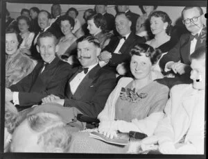 Audience at the premiere of film The Dam Busters, at the Majestic Theatre, Wellington