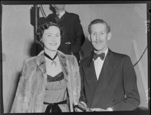 Unidentified couple at the premiere of film The Dam Busters, Majestic Theatre, Wellington