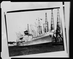 Gladstone Star docked at wharf