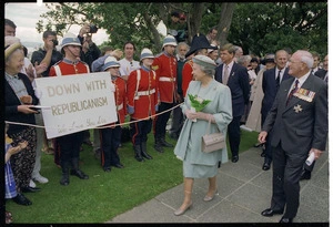 Queen Elizabeth the Second and supporters, Wellington.