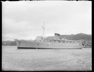 The ship Caronia in Wellington Harbour