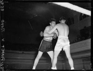Boxing match at the Wellington Town Hall