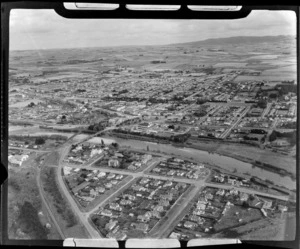 Gore, includes railway line, housing, township, river, factory and farmland