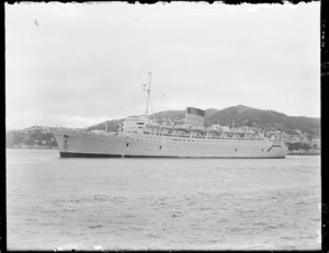 The ship Caronia in Wellington Harbour
