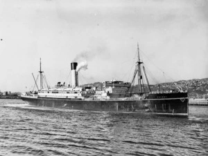 A portrait of the ship RMS Tainui