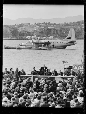 Launching TEAL's inaugural Wellington to Sydney flight, Evans Bay