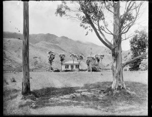 House at Mangaroa Valley