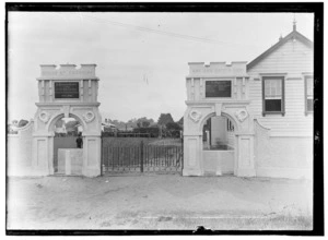 Fitzroy School gates