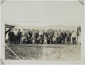 Group portrait of Hutt Club members on the fifty pound shoot