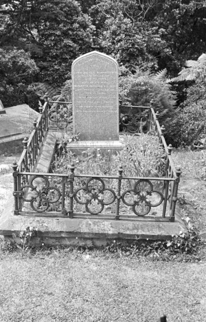 The Bennett family grave, plot 1.S, Sydney Street Cemetery.