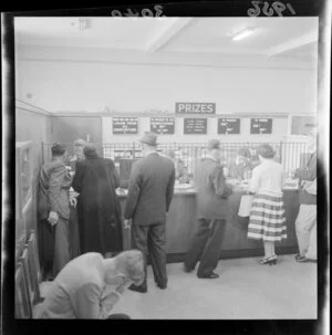 Prize wickets at Tattersall's Lottery, Melbourne