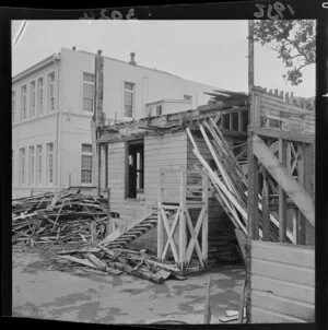 Demolition of old Thorndon Manual Training School